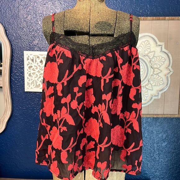 WILD MOSS FLORAL TANK LARGE - Picture 1 of 12